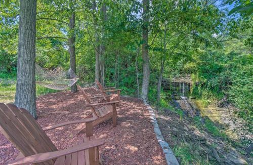 Town of Reading House | Watkins Glen Lakeview Cottage w/Waterfall!