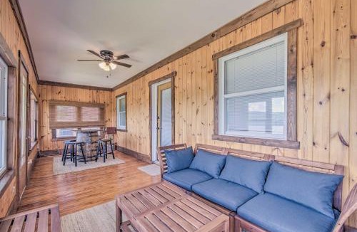 Town of Reading House | Watkins Glen Lakeview Cottage w/Waterfall!