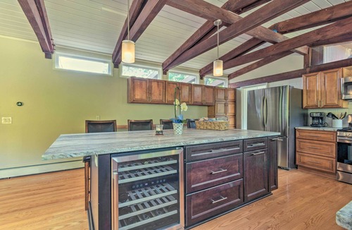 Webster House | Webster Home w/Golf Simulator on 2 Acres!