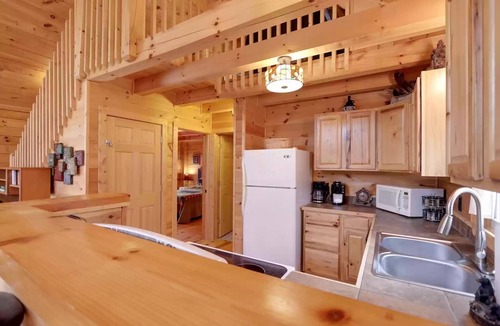 Lake Lure Cabin | Welcome to Bearfoot Cabin