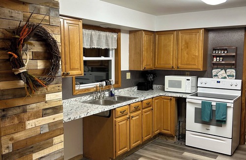 Alexandria House | Welcome to the “Little J Cottage” located just outside of Spruce Creek Pa.