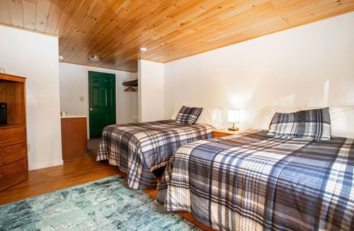 Bethel Hotel | West Bethel Motel