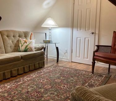 Gananoque Bed & Breakfast | West Gate Bed and Breakfast