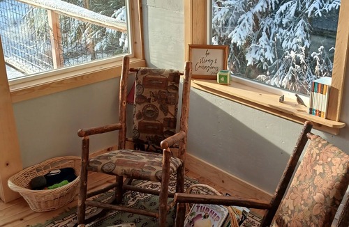 Fritz Creek Cabin | West Wayside Cabin within 15 minutes of the Homer Spit