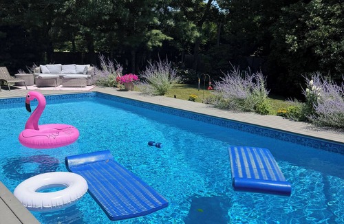 Westhampton Beach House | Westhampton Beach Village 3 Brm 3 Bath Heated Pool, Hot Tub, Sleeps 8