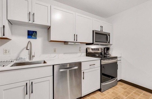 Sunday River Area Condo | White Cap B-315 Ski-In/Ski-Out Sunday River Condo