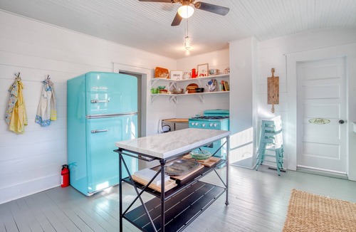 Waveland Other | White House in Waveland Retreat - Unique, Private and Peacefuln