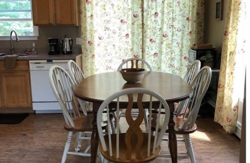 Schroon Lake House | Whole house in Schroon Lake: 35 min to Gore Mnt!