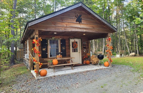 Abbot Cabin | Wicked Cute Cabin along the Piscataquis River