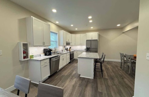 Racine House | Willow Creek Townhouse
