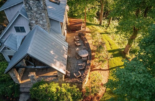 Lansing Cabin | Windfall Farm Stone Cottage