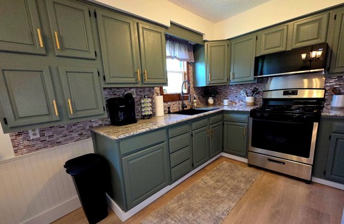 Hammondsport House | Wine Country Finger Lakes Escape - Waneta Lake