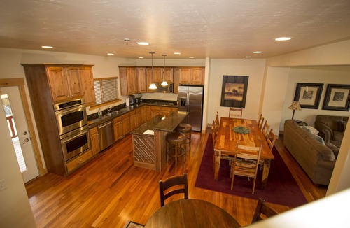 Bear Hollow Village House | Winter 2021 Monthly Rate Available.Long Term Lease Available *
