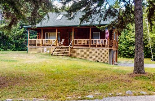 Trenton House | Wooded Family Retreat! 11 Mi to Acadia Entrance