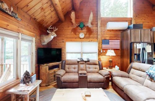 Trenton House | Wooded Family Retreat! 11 Mi to Acadia Entrance
