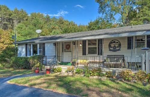 Diamond Point House | Woodsy Diamond Point Getaway - 5 Mi to Lake George