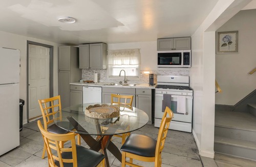 McKeesport House | Work, Relax & Explore The 'Burgh! McKeesport Home