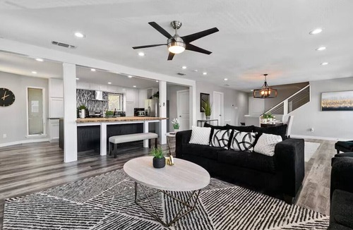 Grand Prairie House | World Cup 5BR Luxury Sleeps 10 By AT&T Stadium