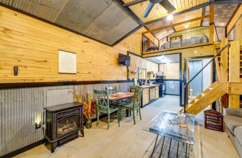Powell Apartment | Wren's Nest Cabin: Missouri Ozarks Getaway!