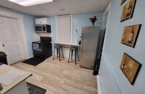 Jamestown Apartment | Yogi's Nature Stay 2 beds spa shower Chautauqua Lake, Jamestown