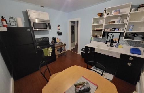 Jamestown House | Yogi Suites #2 Charming 2-beds in Jamestown Chautauqua Lake AC WiFi SPA Shower