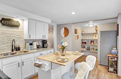 Rochester House | Your beautiful home away from home