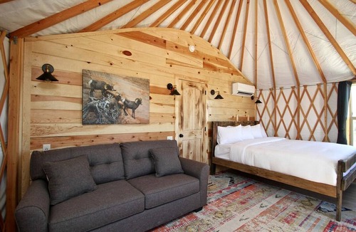 Orderville Cabin | Yurt Rental for Utah Glamping