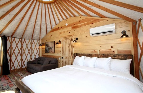 Orderville Cabin | Yurt Rental for Utah Glamping