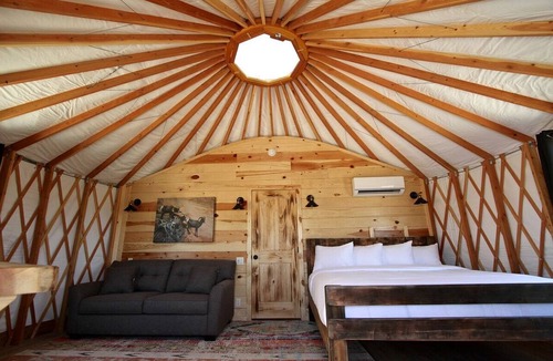 Orderville Cabin | Yurt Rental for Utah Glamping