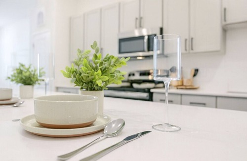Sherman Apartment | Zen-style 1BR Retreat In A+ Location w/Gym & Pool