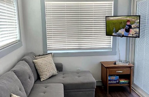 Apple Valley House | Zion Stargazing Oasis Pet-Friendly Stay