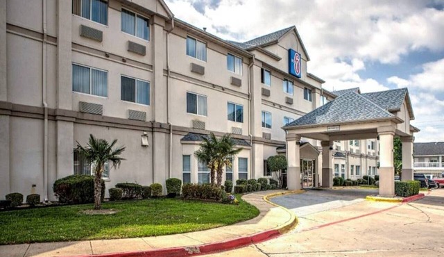 1 King Bed|Suite,Smk,Hot Tub