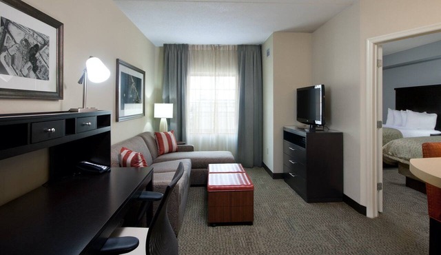 1BR Suite w/2 Dbl Beds | Free Breakfast & Pool