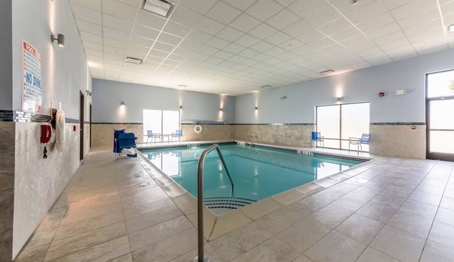 2 Bright Queen Rooms w/Breakfast Perfect for Family Trips to Lehigh Valley Zoo