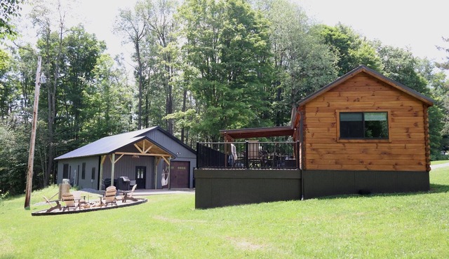 2 Cabins, Private, Stargazing +ATV Trail Access