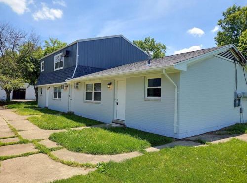 219 Maxwell St Unit B Such a great place to work and stay