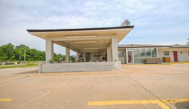 3 Queen Bed|McAlester OK