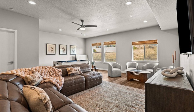3BR Townhouse in the heart of Draper, Utah