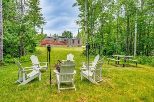 4 Mi to Lake Francis: Peaceful Pittsburg Home