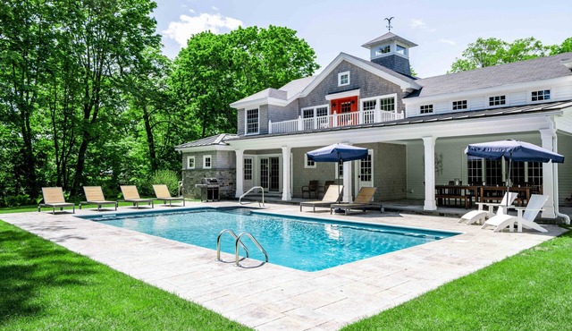 6 Bedroom 6.5 Baths Heated In-ground Pool Located in Dock Square!