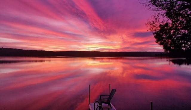 A classic Maine waterfront retreat with easy access to Acadia National Park.
