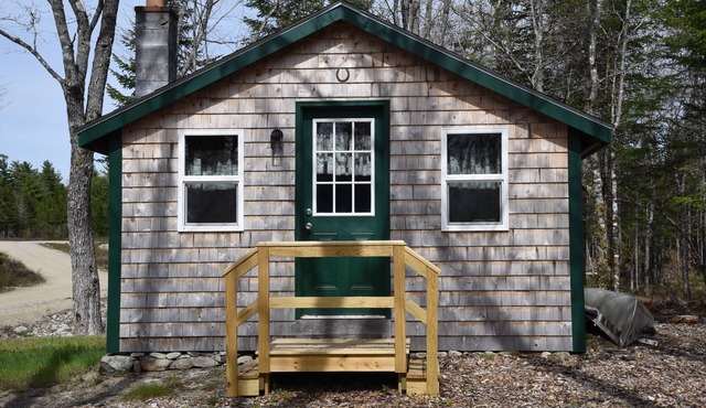 A Family Owned & Family Oriented Cabin Retreat