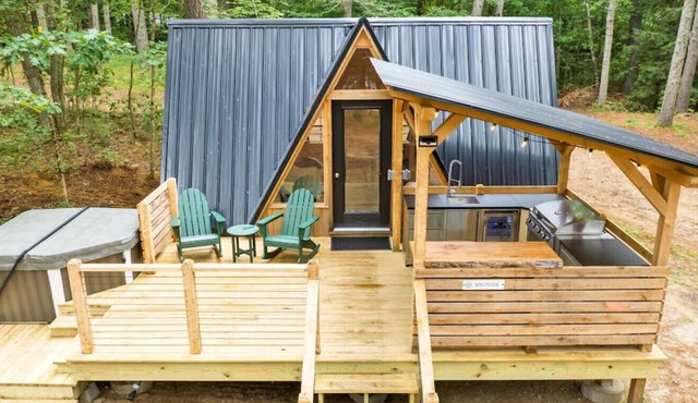 A-Frame Cabin w/ Hot Tub