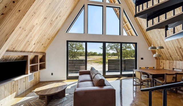 A quiet A-frame escape in the Texas countryside, made for slowing down. in Ledbetter