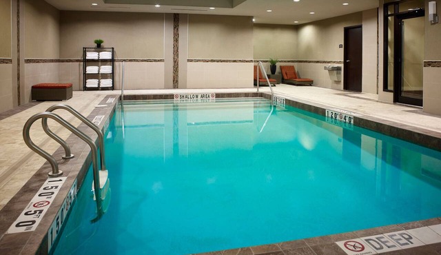 Accessible Suite w/Roll-In Shwr | Free Breakfast