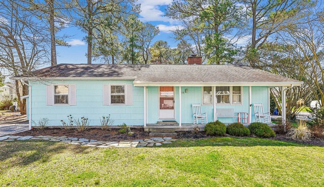 Activities included up to $300 FREE PER WEEK! NEW LISTING 2024! Walk to the Beach! Family friendly comfy & cozy Bethany Beach vacation home with all the cottage charm imaginable!