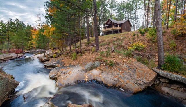 Adirondack River Lodge/Spectacular Waterfalls/Natural swimming pools.