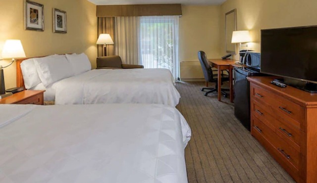 Allure Hotel & Conference Centre