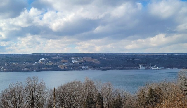 Amazing Family Home overlooking Seneca Lake and Watkins Glen