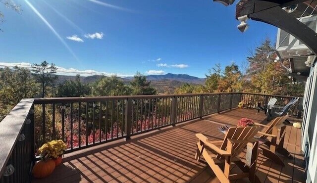 Amazing Mountain Views, Short Drive to Beaches, Minutes to North Conway